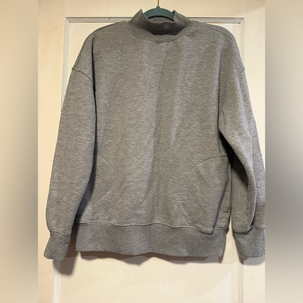 Women’s Gray Sweater